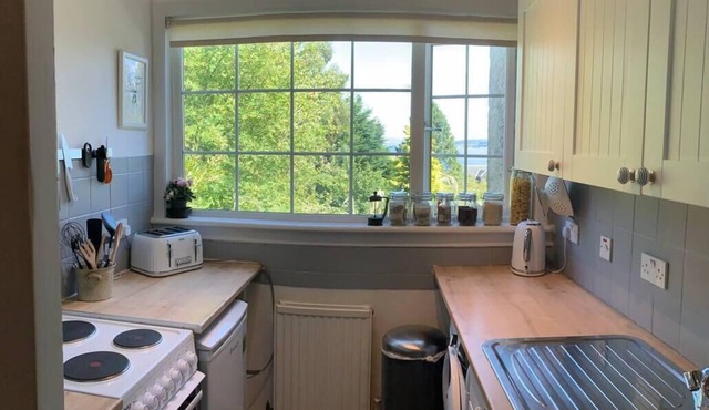 Cedarbank's - The Little Art House - dog friendly