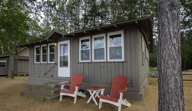 Cedaroma Lodge Cabin # 3 Little St Germain Lake Northern Wisconsin Cabin