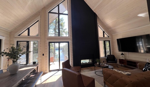 Cedars West - New Lakeside with sauna