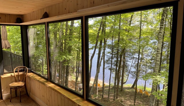 Ceders & Ferns Lakefront Nature Retreat - 4-acres/Private Waterfront