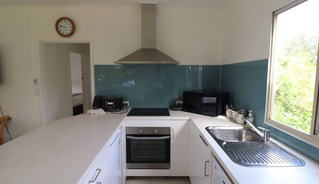 Cedric Cottage, 1B Cedric Court