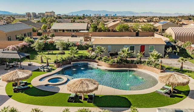 Celebrate in Style – 8BR Resort Estate for Weddings & Events & Luxury Stays!