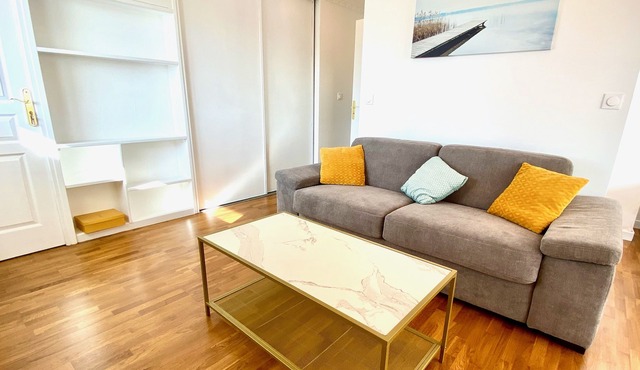 Celeno YourHostHelper