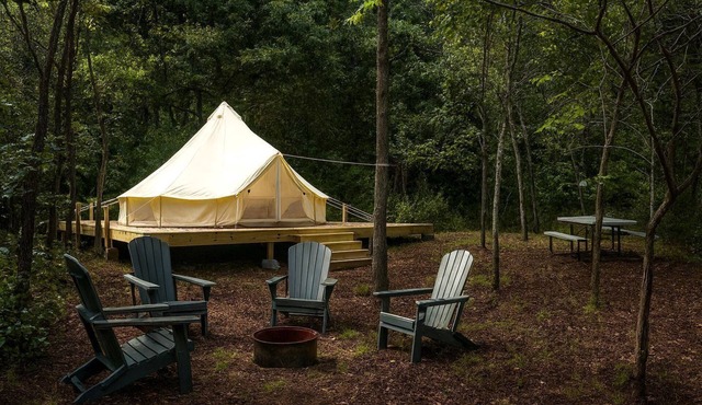 Celestial Glamping Bell Tent Oasis Near Sinking Creek, Missouri