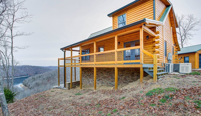 Celina Cabin w/View of Dale Hollow Lake!