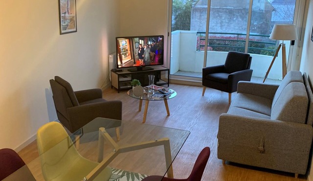 Center 2 ch parking wifi