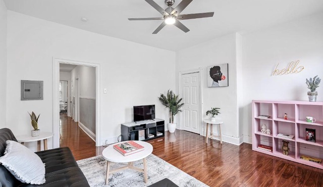 Center City South-Scandinavian Style 1BR by ACT