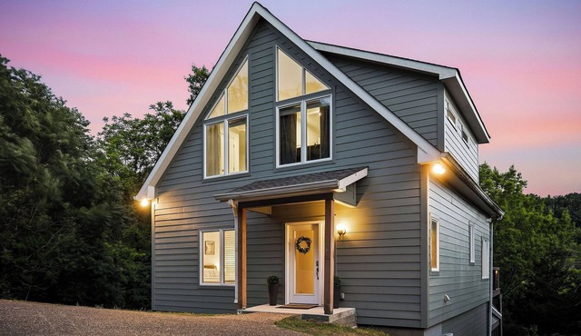 Center Hill Lake House | Lake Access, Pool & Games
