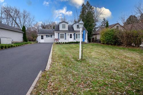 Center Lake Cape Cod Escape Family Waterfront Home with Dock Scenic Views and Pet Friendly