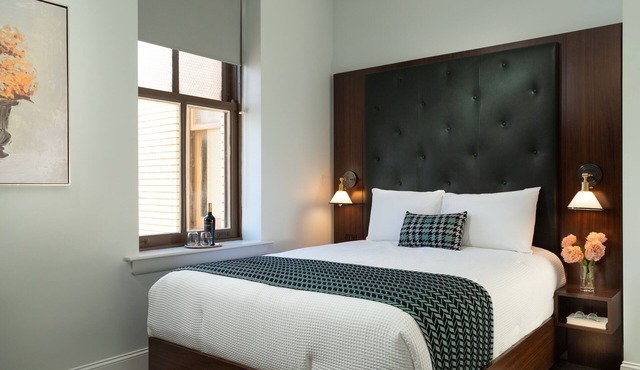 Center of Historic Roanoke, Boutique Hotel Close to Restaurants, Museums & More!