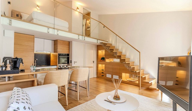 Center of Saint-Tropez | 5-star Hotel Services at Le Yaca