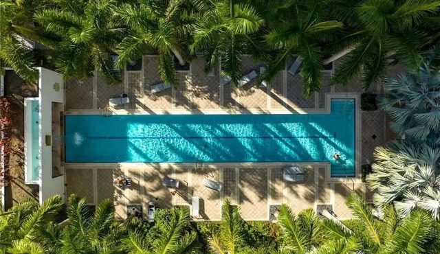 Center Stage, Chic, Downtown Miami 1 Block to Bay