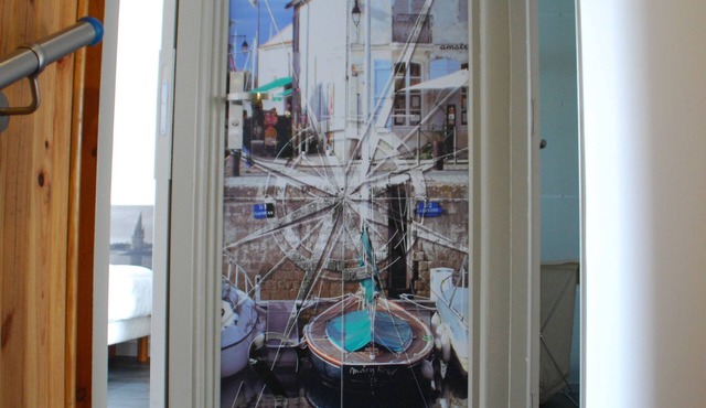 CENTER VILLE LA ROCHELLE T3-OFFERTS PRIVATE PARKING+WI-FI HD+BIKE LOAN+BAGAGERIE