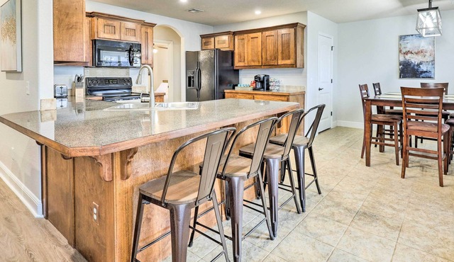 Centerton Home w/ Patio ~ 6 Mi to Bentonville