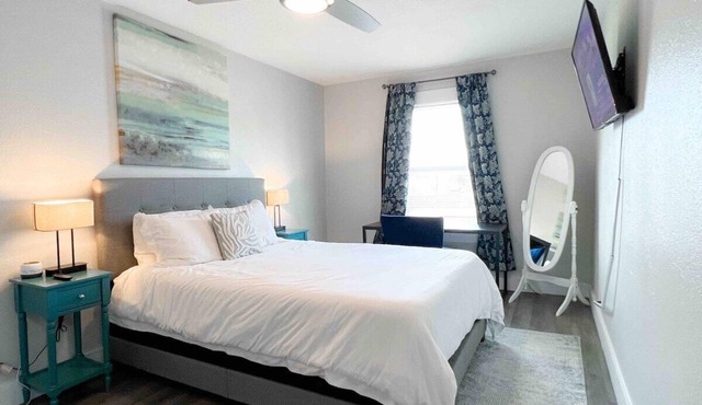 Central 1BDR+RemoteWork+Extended Stay+Pets OK
