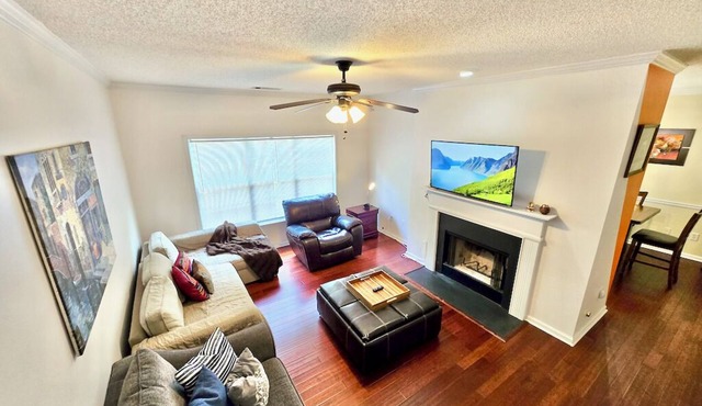 Central 2-bedroom Smyrna Condo