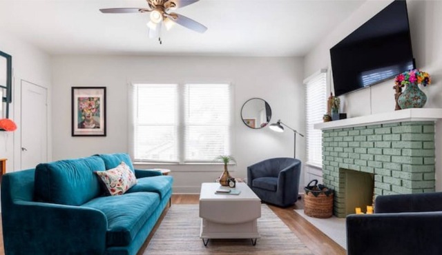 Central 2 BR, 1 BA Downtown Pearl Zoo Airport