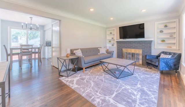 Central 2BR House 5 min from MSP & Mall of America