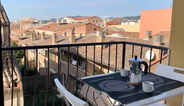 Central 3 Bedroom Apartment with Private Terrace