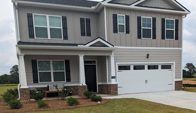 Central 5 bedroom Aiken house, family friendly!