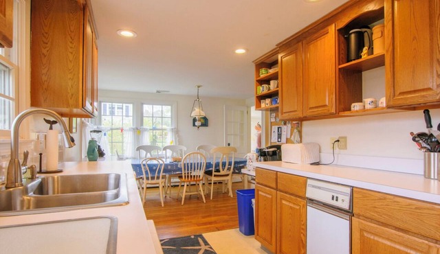 Central A/C, village location, Dog Friendly and WiFi