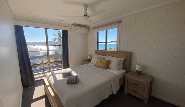 Central Airlie☆Modern☆Sea Views☆Pool☆Free Wifi