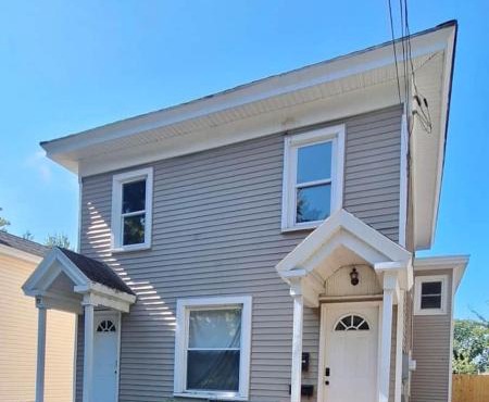 Central and Convenient Ground Floor Apartment