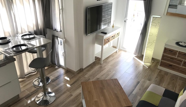 Central apartment, all renovated, with sunny balcony and free bicycles