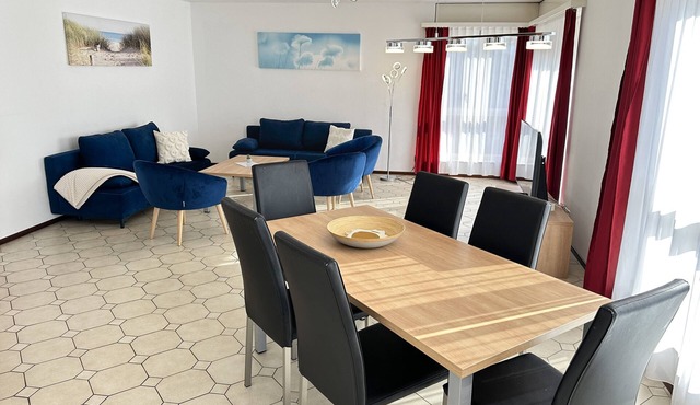 Central apartment in a prime location, close to the lake and with far-reaching views