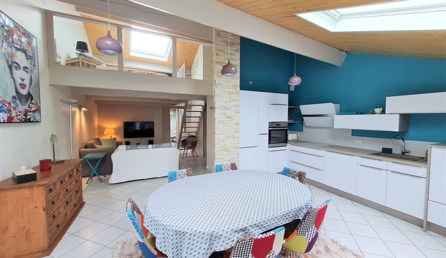 Central Apartment near Amenities and Attractions, Bike-Friendly