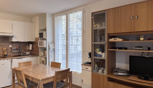 Central Apartment with Parking in Cauterets
