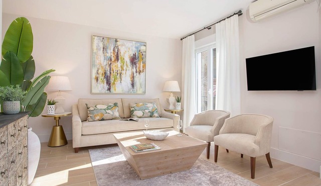 Central Apt. Cordoba. Plaza San Francisco