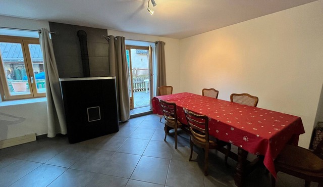 Central apt in Autrans, 8 pers, terrace, parking