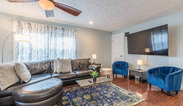 Central Atlanta 8BR and 3600 sqft