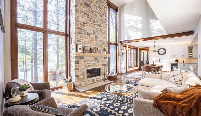 Central Bala Retreat! Sleeps 10