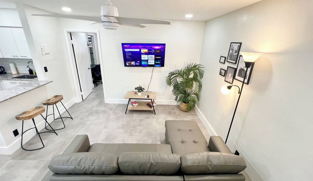 Central, Beautiful&Spacious 1Br 1Bath in Lake Ridge