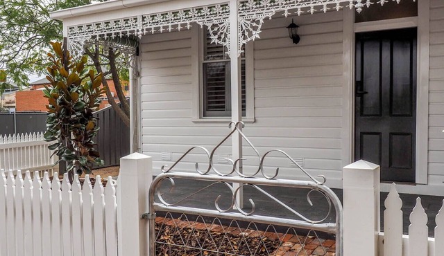 Central Bendigo Cottage Charm