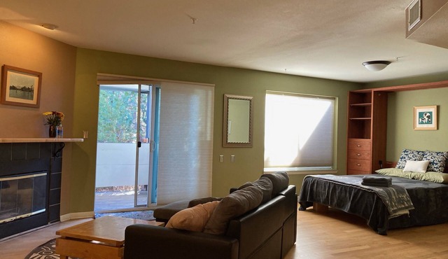 Central Boulder Studio Condo - Quiet Space Close to Downtown!