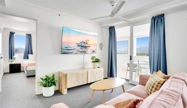 Central Cairns Condo with Rooftop Pool, City Views & Secure Parkin