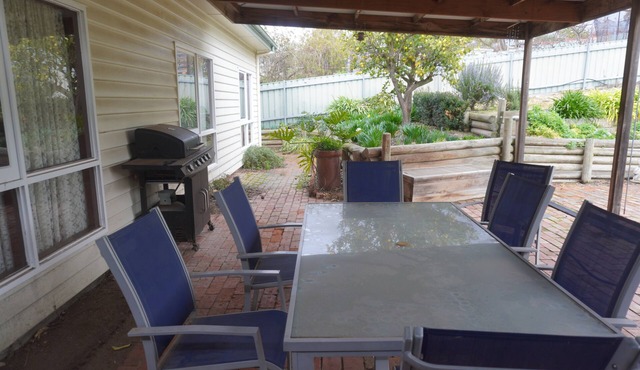 Central California Bungalow combines old charm with modern comforts