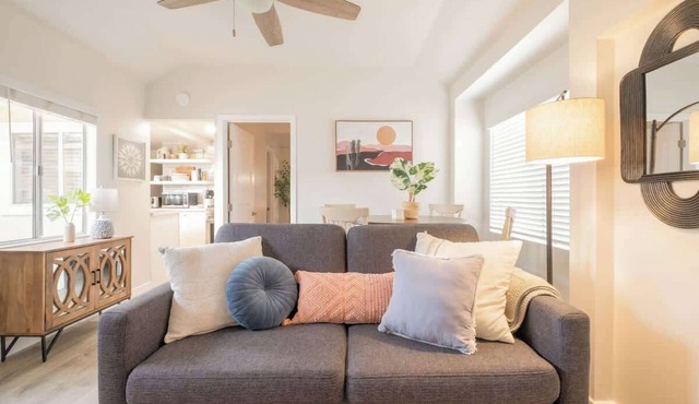 Central Charmer in Unbeatable Old Town Location!