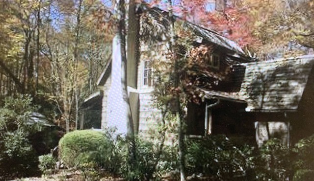 Central! Charming and Luxurious Privacy with 2 Master Beds - Close to Everything