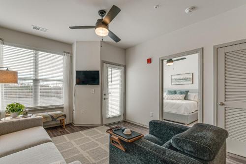 Central Condo 2 Mi to Downtown Fuquay-Varina