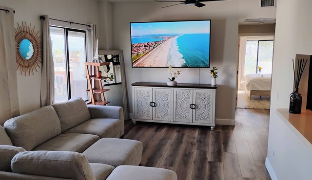 Central condo in vibrant North Park just 8 minutes to downtown San Diego