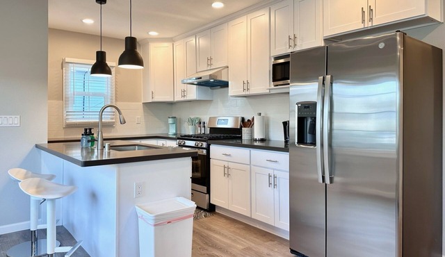 Central Cozy New 3B2b home, San Mateo, CA