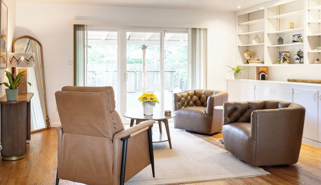 Central Davis 4-Bedroom Retreat - Perfect for Families & Groups