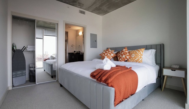 Central Downtown Raleigh Luxury High-Rise Condo