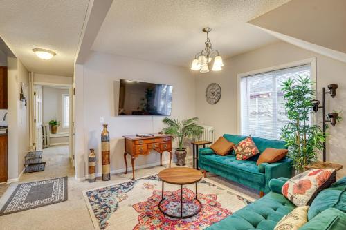 Central Duplex Townhome close to Twin Cities