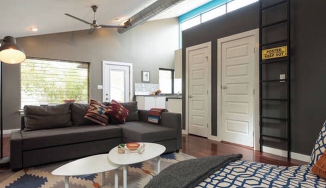 Central East Austin Boutique Large Groups (1 of 2 homes - Casa Moderna 2)