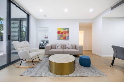 Central Eastwood 3BR - Close to Shops & Transport